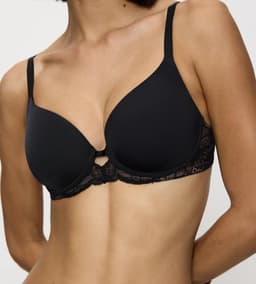 Triumph Amourette Charm - hladká podprsenka s kosticemi a polstrováním Triumph BLACK 2