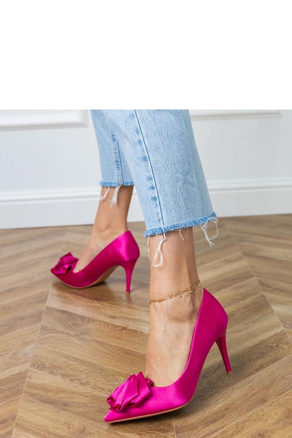 Lodičky na jehlovém podpatku model 217684 Solea